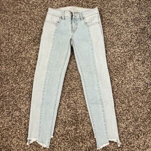 American Eagle Cropped Ankle Jeans
